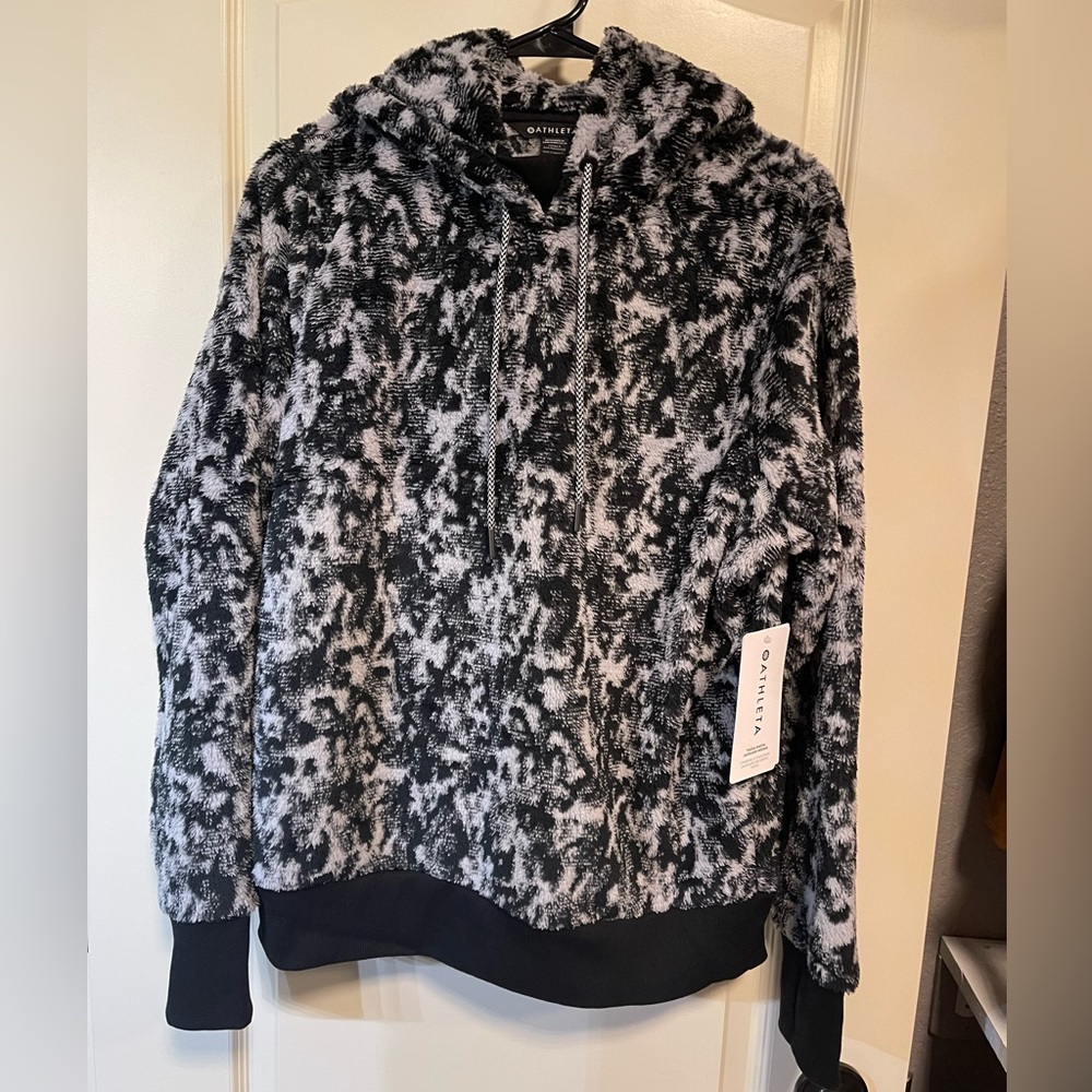 Athleta Womens Sherpa size Medium BNWT retails $119